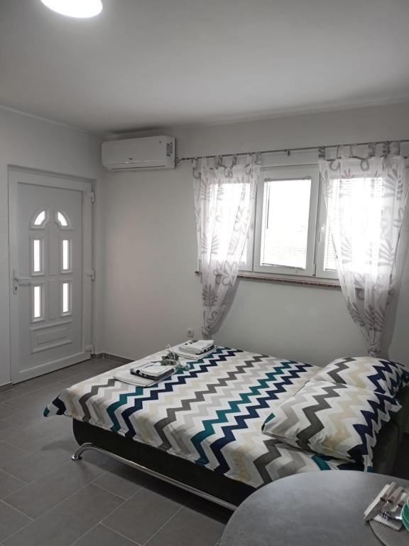 Studio Apartman Maria Appartement Kaštela Buitenkant foto